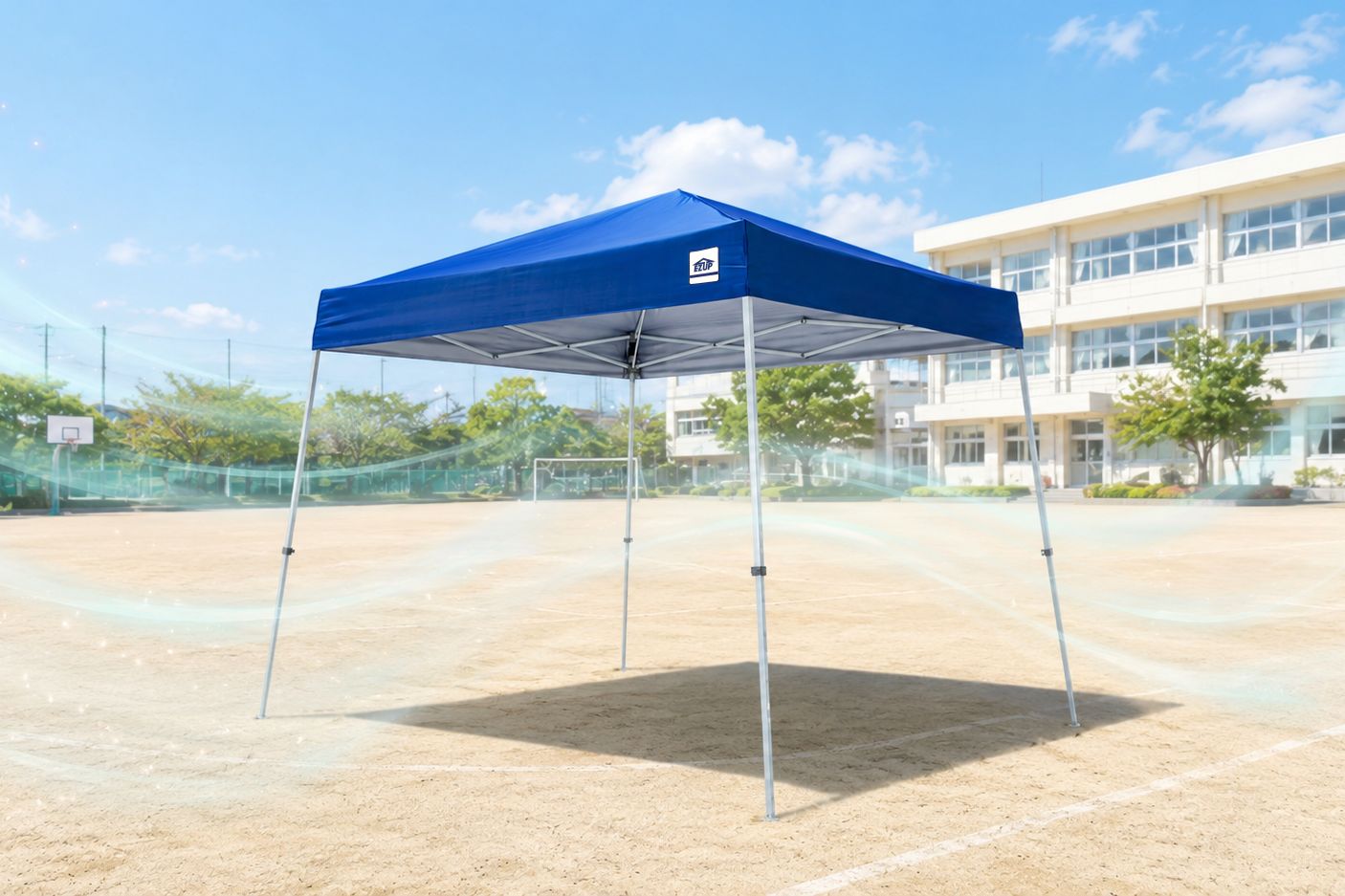 運動会会場で風通し良く設置された3m×3mワンタッチテント