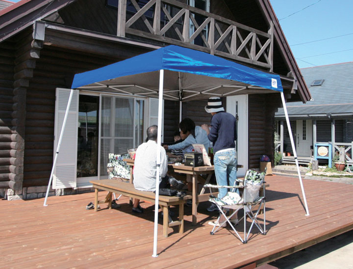 イージーアップテントで日除け