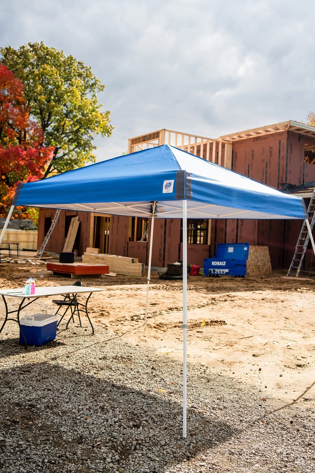 イージーアップブログ | 春の紫外線対策に！ワンタッチテント！